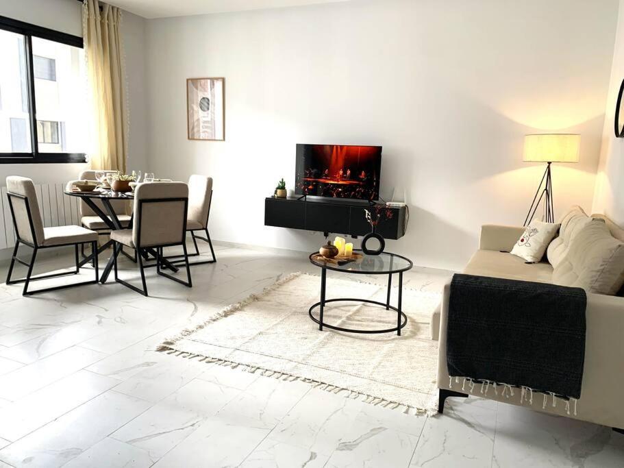 Appartement Luxueux Aux Jardins De Carthage Sidi Daoud Exterior foto